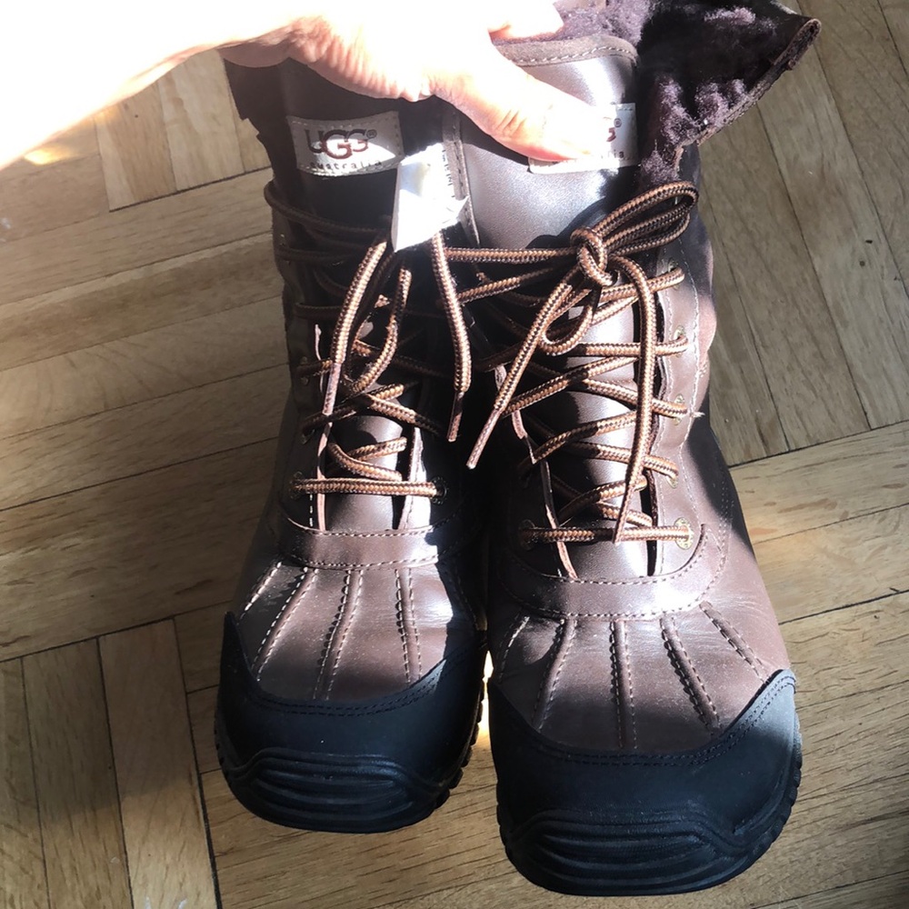 Ugg Adirondack - image 1